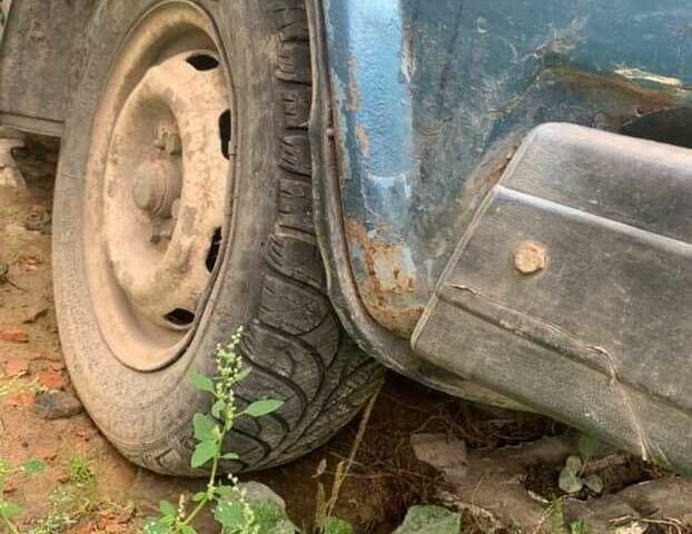 ВАЗ 2107 1998 в Здолбунове на Automoto.ua Синий ВАЗ 2107, объемом двигателя 1.5 л и пробегом 100 тыс. км за 350 $, фото 6 на Automoto.ua