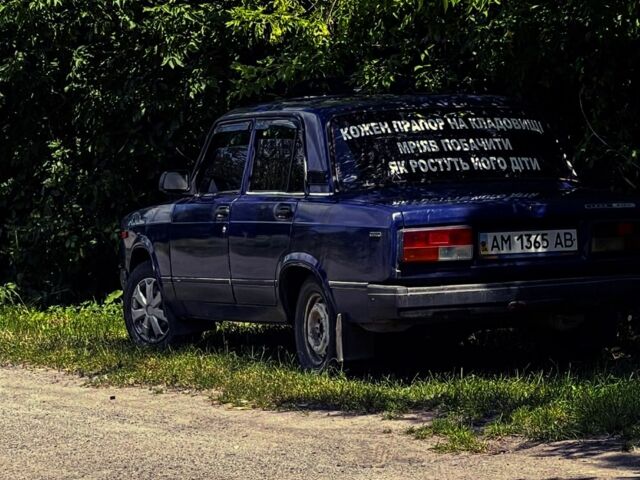 Синий ВАЗ 2107, объемом двигателя 1.3 л и пробегом 130 тыс. км за 900 $, фото 4 на Automoto.ua