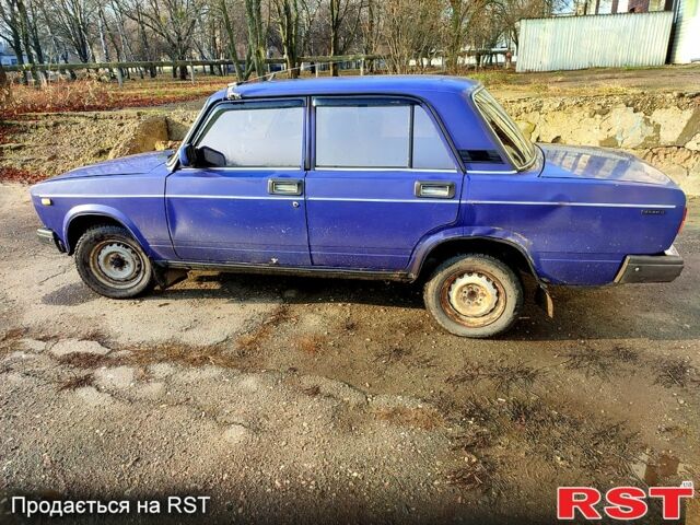 Синий ВАЗ 2107, объемом двигателя 1.5 л и пробегом 0 тыс. км за 800 $, фото 5 на Automoto.ua