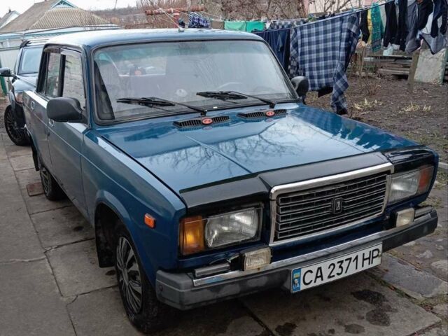 Синий ВАЗ 2107, объемом двигателя 1.5 л и пробегом 45 тыс. км за 1500 $, фото 5 на Automoto.ua