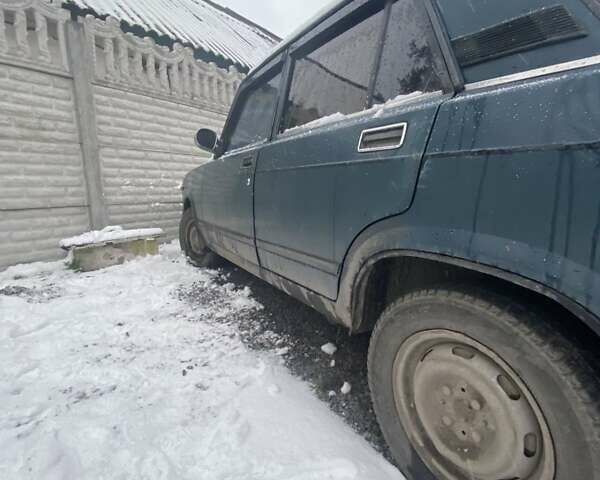 Синій ВАЗ 2107, об'ємом двигуна 1.45 л та пробігом 200 тис. км за 650 $, фото 3 на Automoto.ua