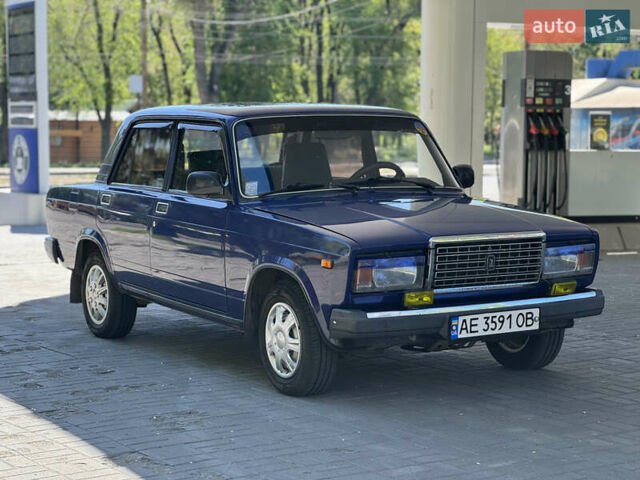 Синий ВАЗ 2107, объемом двигателя 1.5 л и пробегом 90 тыс. км за 1750 $, фото 2 на Automoto.ua