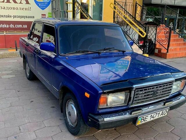 Синий ВАЗ 2107, объемом двигателя 1.3 л и пробегом 56 тыс. км за 1100 $, фото 2 на Automoto.ua