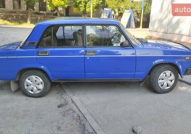 Синий ВАЗ 2107, объемом двигателя 1.5 л и пробегом 147 тыс. км за 1400 $, фото 1 на Automoto.ua