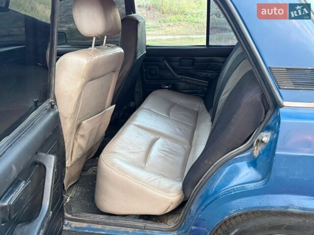 Синий ВАЗ 2107, объемом двигателя 1.45 л и пробегом 190 тыс. км за 600 $, фото 10 на Automoto.ua