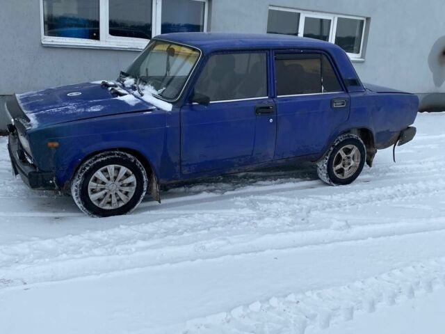 Синий ВАЗ 2107, объемом двигателя 0 л и пробегом 150 тыс. км за 450 $, фото 4 на Automoto.ua