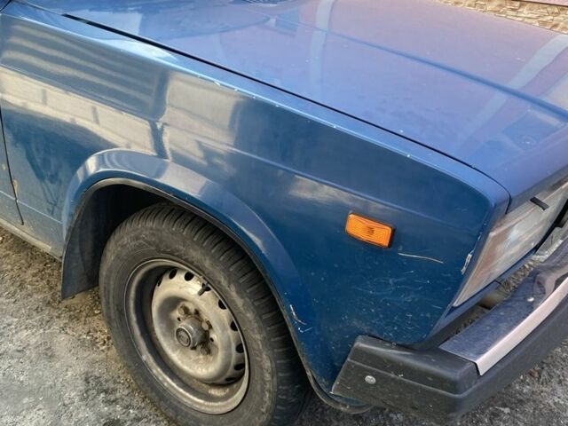 ВАЗ 2107 2001 в Черновцах на Automoto.ua Синий ВАЗ 2107, объемом двигателя 1.6 л и пробегом 155 тыс. км за 692 $, фото 1 на Automoto.ua