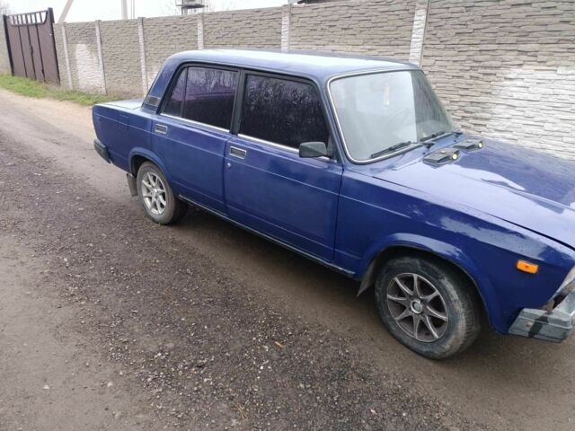 Синий ВАЗ 2107, объемом двигателя 0 л и пробегом 170 тыс. км за 1100 $, фото 3 на Automoto.ua