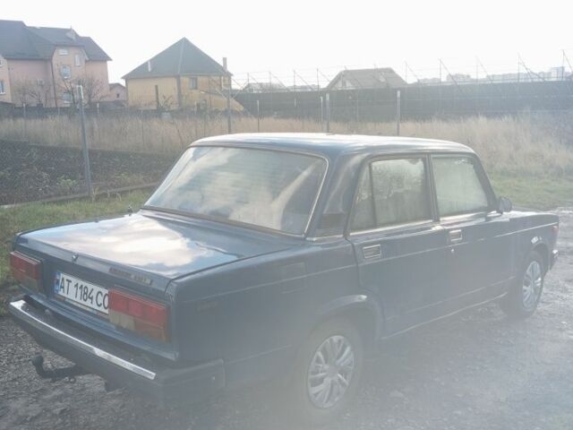 Синий ВАЗ 2107, объемом двигателя 1.5 л и пробегом 70 тыс. км за 670 $, фото 3 на Automoto.ua