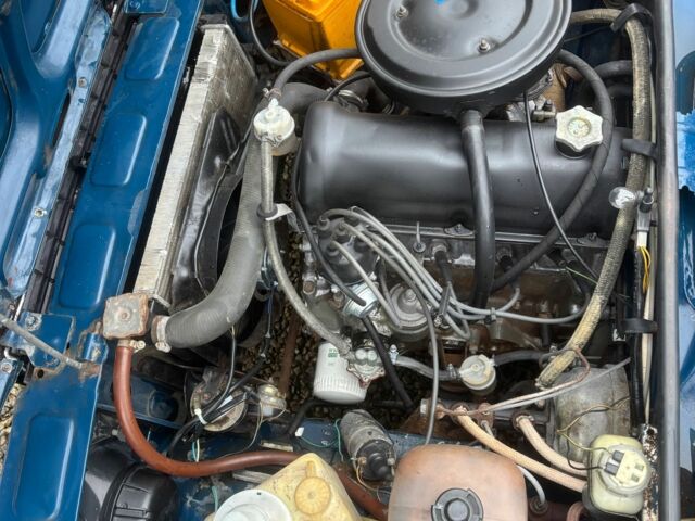 Синий ВАЗ 2107, объемом двигателя 1.5 л и пробегом 1 тыс. км за 1300 $, фото 4 на Automoto.ua