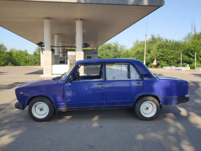 Синий ВАЗ 2107, объемом двигателя 0 л и пробегом 350 тыс. км за 650 $, фото 6 на Automoto.ua