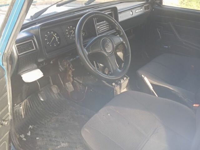 Синий ВАЗ 2107, объемом двигателя 1.5 л и пробегом 70 тыс. км за 670 $, фото 6 на Automoto.ua