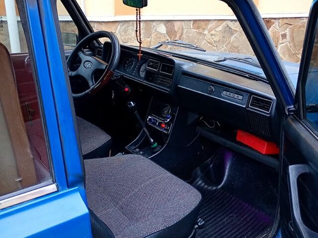 Синий ВАЗ 2107, объемом двигателя 1.5 л и пробегом 210 тыс. км за 1000 $, фото 5 на Automoto.ua