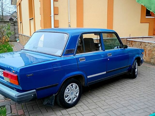 Синий ВАЗ 2107, объемом двигателя 1.5 л и пробегом 210 тыс. км за 1000 $, фото 1 на Automoto.ua
