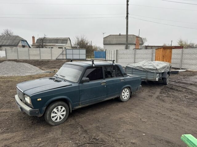 Синий ВАЗ 2107, объемом двигателя 1.5 л и пробегом 200 тыс. км за 2000 $, фото 6 на Automoto.ua