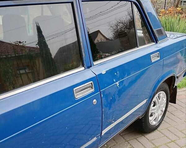 Синий ВАЗ 2107, объемом двигателя 1.5 л и пробегом 100 тыс. км за 1100 $, фото 2 на Automoto.ua