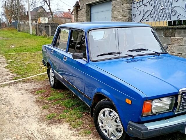 Синий ВАЗ 2107, объемом двигателя 1.5 л и пробегом 210 тыс. км за 1000 $, фото 10 на Automoto.ua