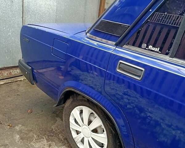 ВАЗ 2107 2001 в Кременчуге на Automoto.ua Синий ВАЗ 2107, объемом двигателя 1.5 л и пробегом 67 тыс. км за 2000 $, фото 3 на Automoto.ua
