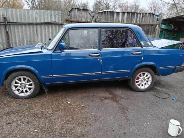 Синій ВАЗ 2107, об'ємом двигуна 1.5 л та пробігом 150 тис. км за 1450 $, фото 11 на Automoto.ua