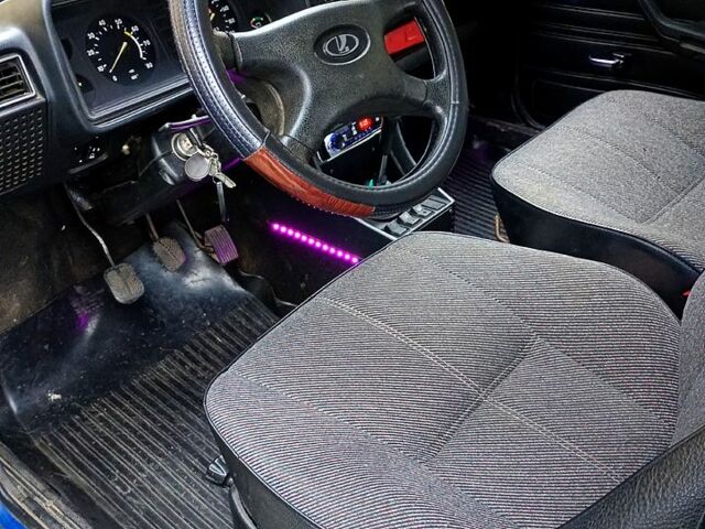 Синий ВАЗ 2107, объемом двигателя 1.5 л и пробегом 210 тыс. км за 1000 $, фото 7 на Automoto.ua