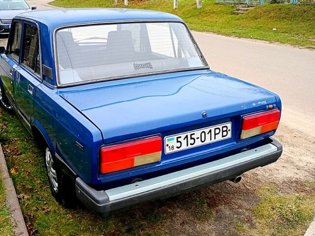 Синий ВАЗ 2107, объемом двигателя 1.5 л и пробегом 210 тыс. км за 1000 $, фото 6 на Automoto.ua