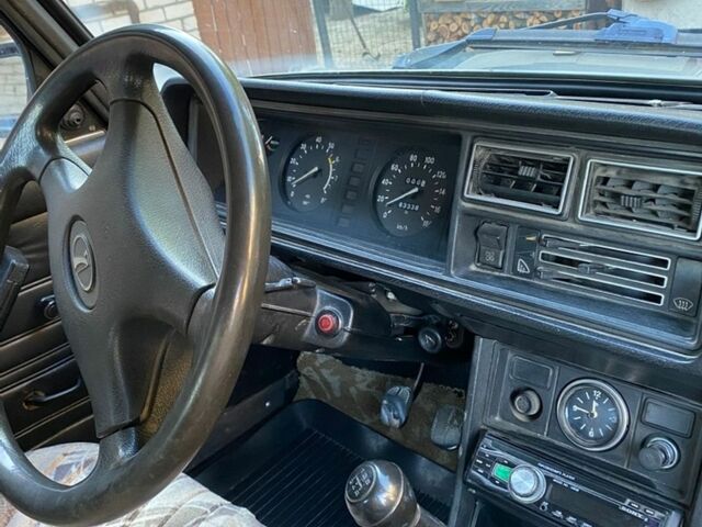 Синий ВАЗ 2107, объемом двигателя 1.6 л и пробегом 191 тыс. км за 895 $, фото 7 на Automoto.ua