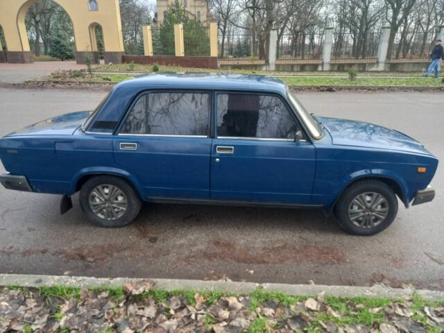 Синій ВАЗ 2107, об'ємом двигуна 3 л та пробігом 70 тис. км за 1400 $, фото 4 на Automoto.ua