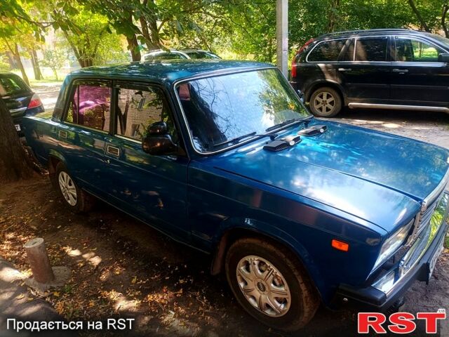 Синий ВАЗ 2107, объемом двигателя 1.5 л и пробегом 123 тыс. км за 1400 $, фото 3 на Automoto.ua