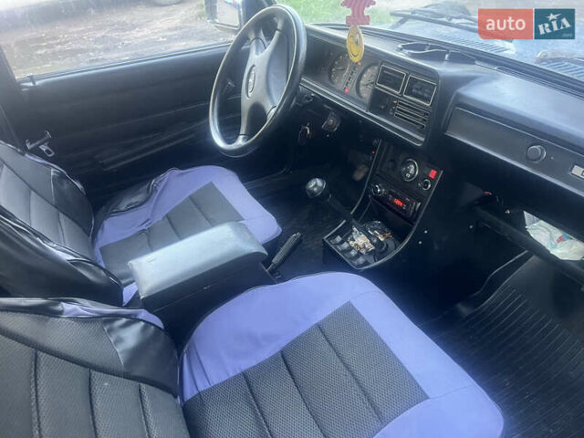 Синий ВАЗ 2107, объемом двигателя 1.5 л и пробегом 78 тыс. км за 950 $, фото 3 на Automoto.ua