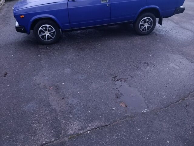 Синий ВАЗ 2107, объемом двигателя 1.5 л и пробегом 76 тыс. км за 1800 $, фото 1 на Automoto.ua