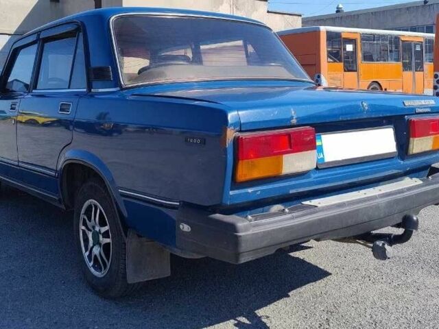 Синий ВАЗ 2107, объемом двигателя 1.6 л и пробегом 150 тыс. км за 1000 $, фото 4 на Automoto.ua