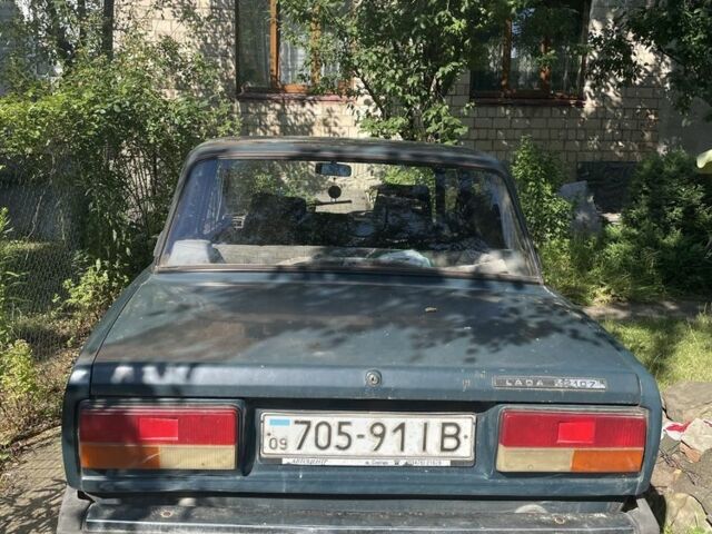 Синий ВАЗ 2107, объемом двигателя 1.5 л и пробегом 130 тыс. км за 900 $, фото 1 на Automoto.ua