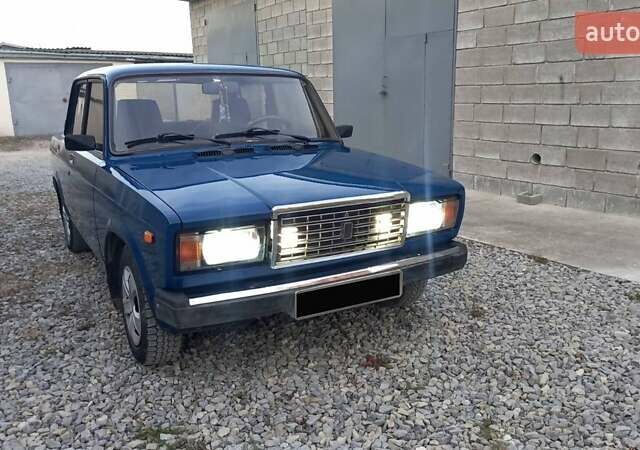 Синій ВАЗ 2107, об'ємом двигуна 1.45 л та пробігом 150 тис. км за 1550 $, фото 1 на Automoto.ua