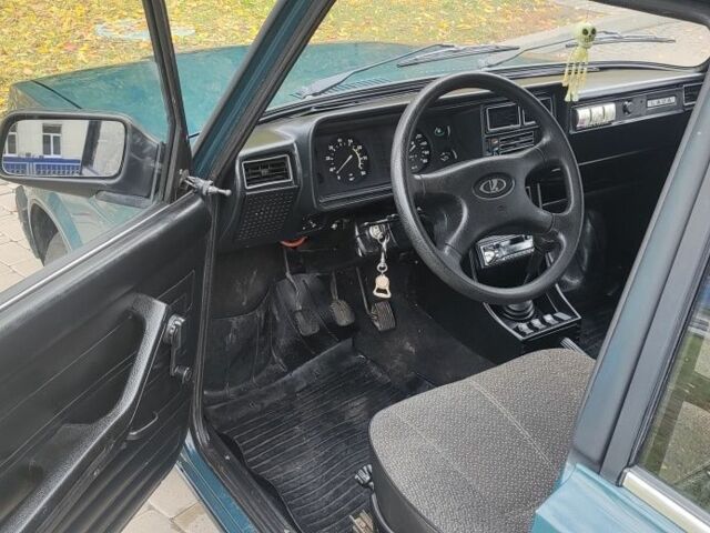 Синий ВАЗ 2107, объемом двигателя 1.5 л и пробегом 39 тыс. км за 1500 $, фото 4 на Automoto.ua