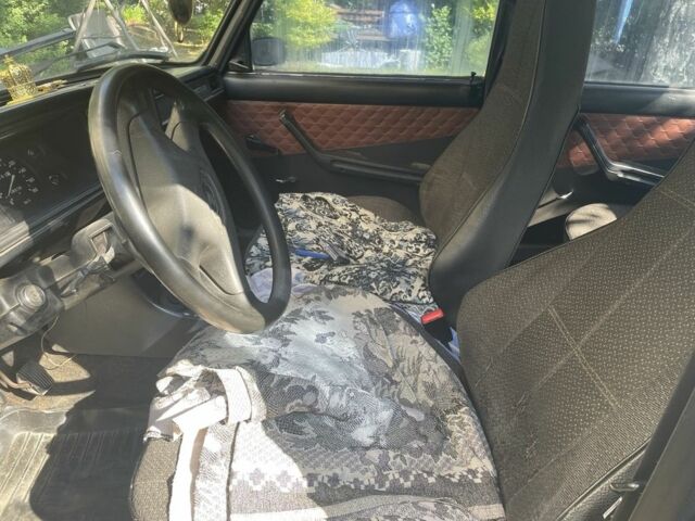 Синий ВАЗ 2107, объемом двигателя 1.5 л и пробегом 130 тыс. км за 900 $, фото 3 на Automoto.ua