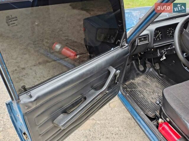 Синий ВАЗ 2107, объемом двигателя 1.45 л и пробегом 35 тыс. км за 1150 $, фото 5 на Automoto.ua