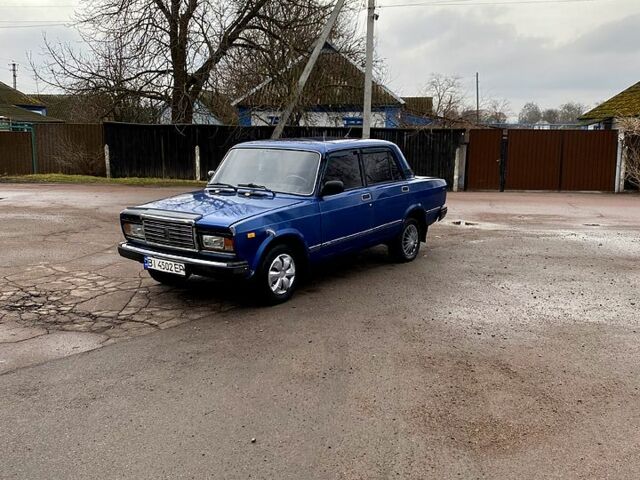 Синий ВАЗ 2107, объемом двигателя 1.5 л и пробегом 137 тыс. км за 1300 $, фото 1 на Automoto.ua