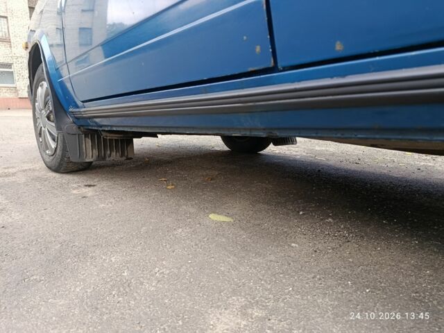 Синій ВАЗ 2107, об'ємом двигуна 2 л та пробігом 120 тис. км за 1197 $, фото 12 на Automoto.ua