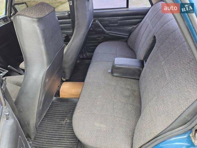 Синий ВАЗ 2107, объемом двигателя 1.45 л и пробегом 35 тыс. км за 1150 $, фото 18 на Automoto.ua