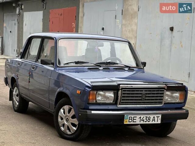 Синий ВАЗ 2107, объемом двигателя 1.45 л и пробегом 40 тыс. км за 1650 $, фото 4 на Automoto.ua