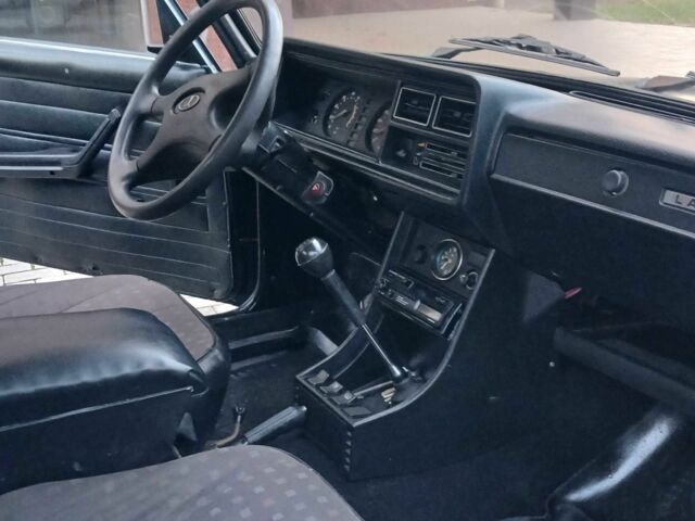 Синий ВАЗ 2107, объемом двигателя 1.5 л и пробегом 29 тыс. км за 990 $, фото 17 на Automoto.ua