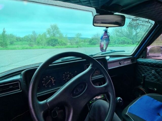 Синий ВАЗ 2107, объемом двигателя 1.5 л и пробегом 200 тыс. км за 900 $, фото 1 на Automoto.ua