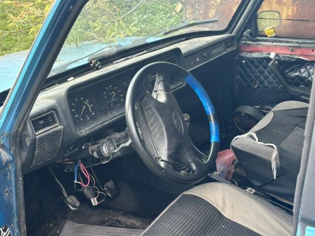 ВАЗ 2107 2003 в Ровно на Automoto.ua Синий ВАЗ 2107, объемом двигателя 0 л и пробегом 250 тыс. км за 350 $, фото 6 на Automoto.ua
