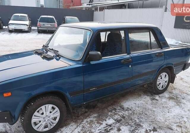 Синий ВАЗ 2107, объемом двигателя 1.5 л и пробегом 77 тыс. км за 1200 $, фото 8 на Automoto.ua