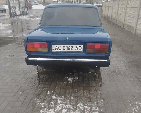 Синий ВАЗ 2107, объемом двигателя 1.57 л и пробегом 153 тыс. км за 1350 $, фото 3 на Automoto.ua