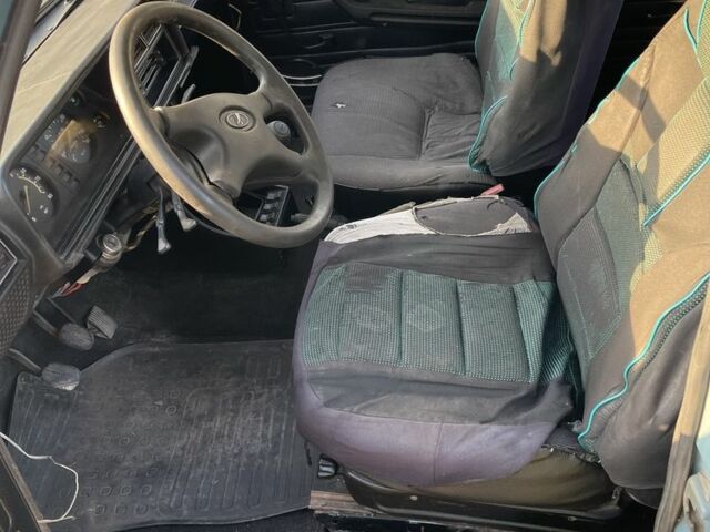 Синий ВАЗ 2107, объемом двигателя 1.5 л и пробегом 75 тыс. км за 350 $, фото 4 на Automoto.ua