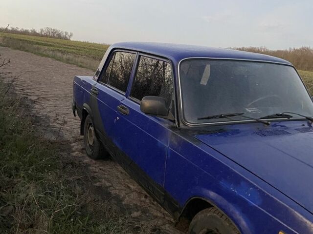 Синий ВАЗ 2107, объемом двигателя 1.5 л и пробегом 120 тыс. км за 559 $, фото 2 на Automoto.ua