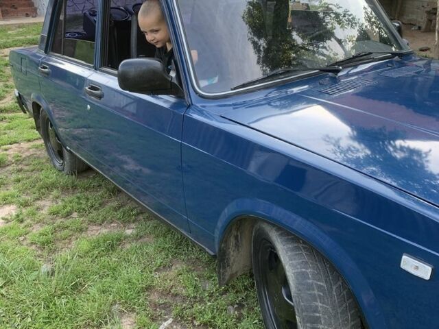 Синій ВАЗ 2107, об'ємом двигуна 1.5 л та пробігом 1 тис. км за 1000 $, фото 2 на Automoto.ua