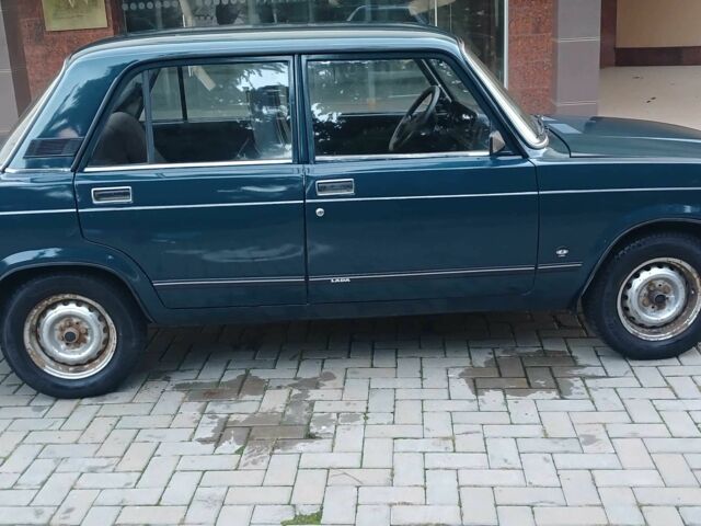 Синий ВАЗ 2107, объемом двигателя 1.5 л и пробегом 29 тыс. км за 990 $, фото 2 на Automoto.ua