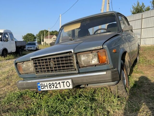 Синий ВАЗ 2107, объемом двигателя 1.5 л и пробегом 75 тыс. км за 350 $, фото 1 на Automoto.ua